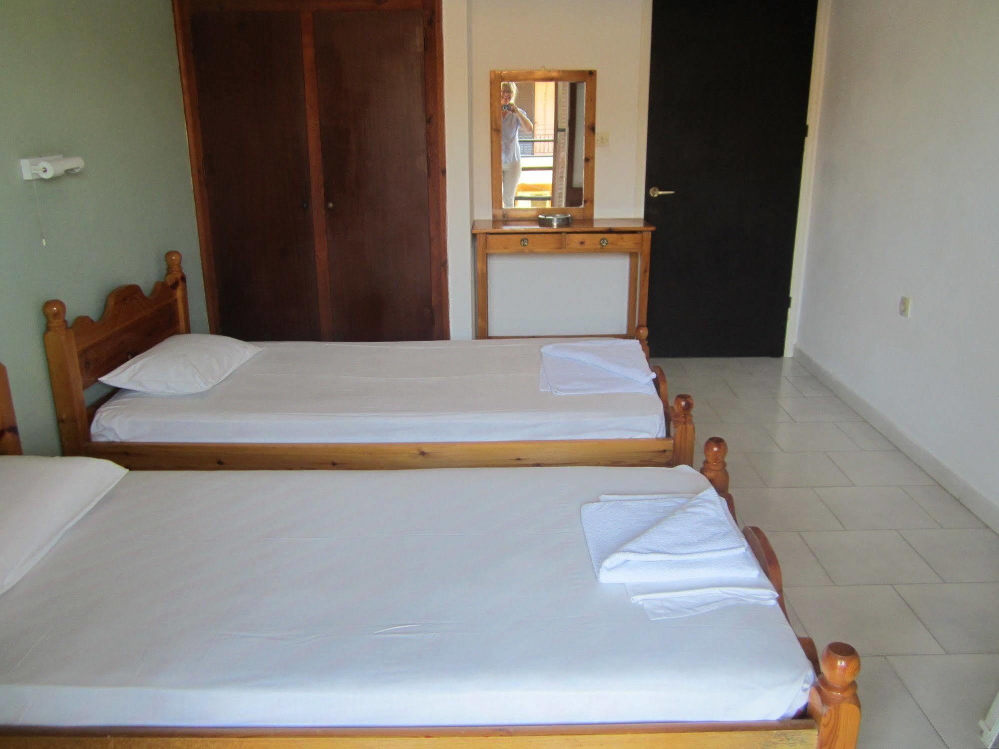 Island Beach Resort (Adults Only) Kávos Exteriör bild